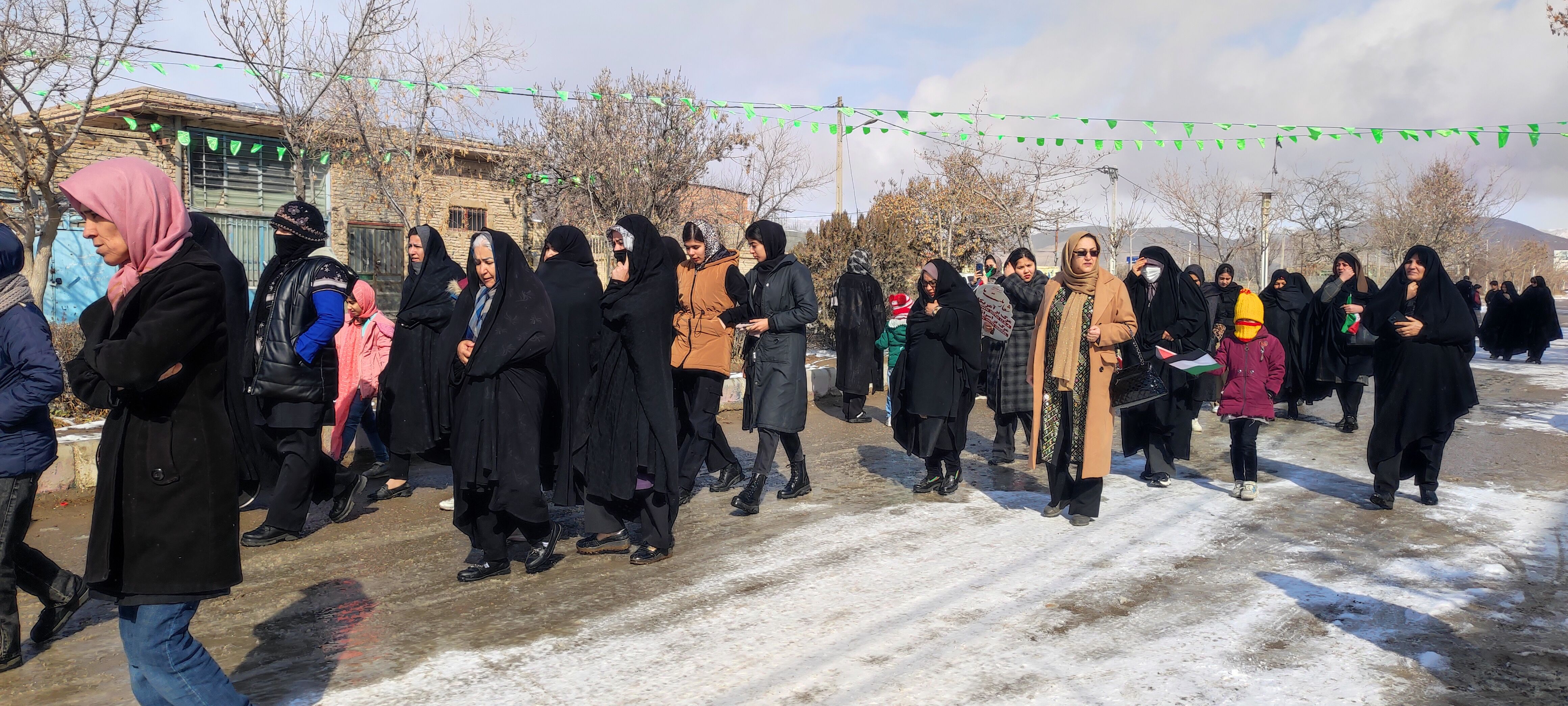 راهپیمایی ۲۲بهمن در روستای اسلام آباد شیروان