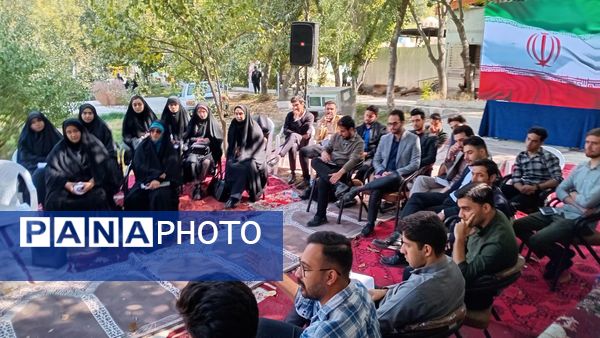 مشاوران مدارس بازوی توانمند مراقبت روح و روان دانش‌آموزان