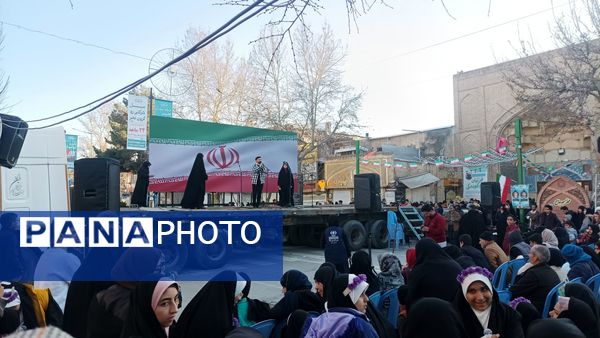 جشن خیابانی میلاد بقیة الله الاعظم (عج) در شهرستان نیشابور