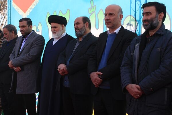 حضور پرشور مردم بهارستانی در راهپیمایی ۲۲ بهمن