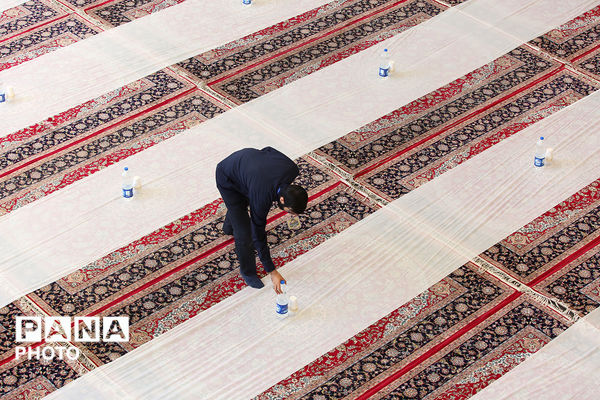 سفره افطاری حرم کریمه اهل بیت(س) در ماه ضیافت الهی