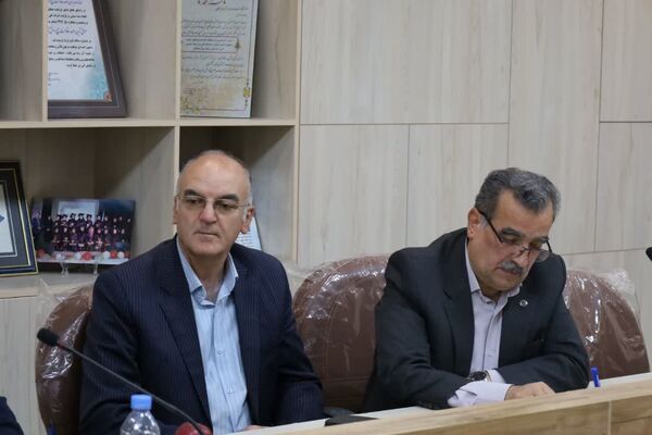 نشست مدیران مدارس سمپاد یزد با حضور رئیس سازمان ملی پرورش استعدادهای درخشان 