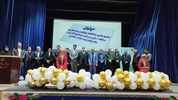 ملکان صحنه افتخارآفرینی برترین‌های کنکور ۱۴۰۴