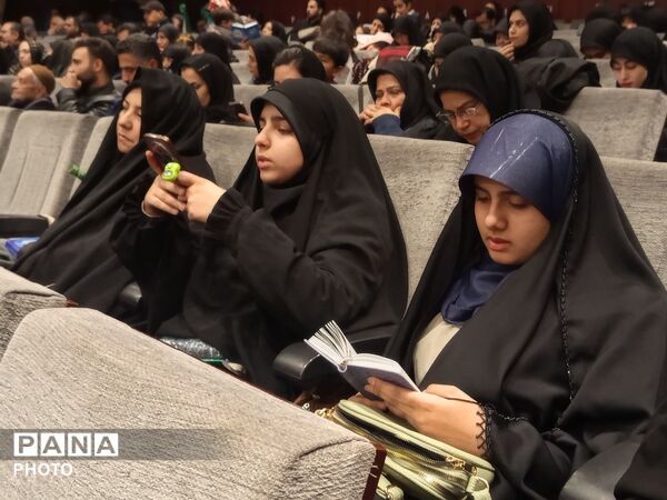 احیا و عزاداری شب دوم قدر در فرهنگسرای سیمرغ نیشابور
