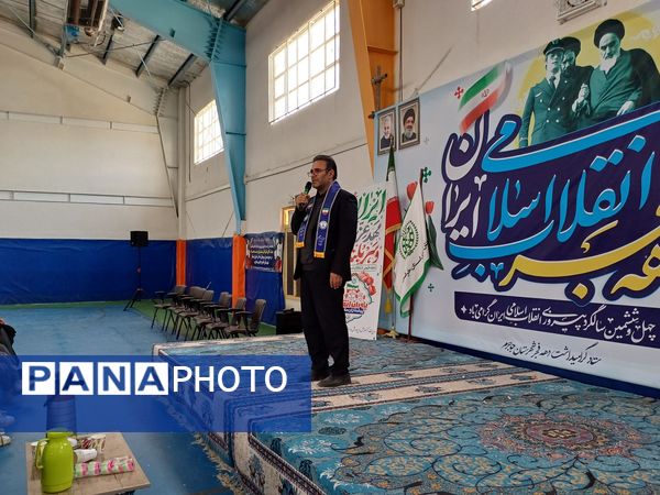 همایش یاوران انقلاب پیشگامان مقاومت در شهرستان جاجرم 