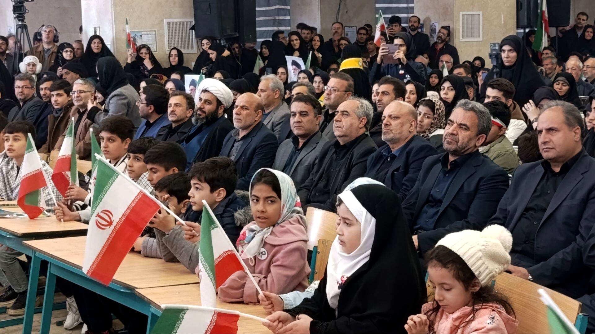 حمله جنایتکارانه به مدارس و مراکز علمی، نشانگر ترس دشمن از پیشرفت و توان علمی کشور است