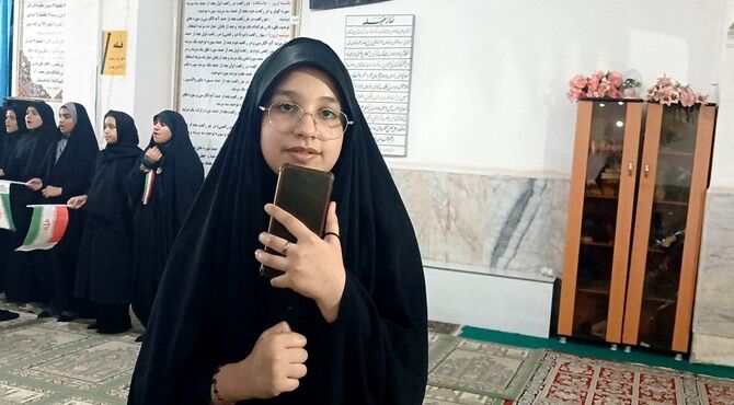 عهد دانش‌آموزان دبستان قرآنی اکبرزاده با رفیق آسمانی