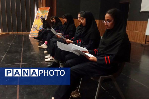  جشنواره «فردا»؛ جایی که خلاقیت دانش‌آموزان شهرقدس به صحنه آمد.