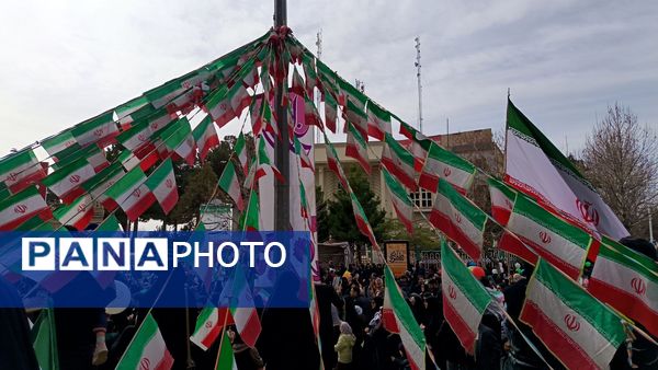 راهپیمایی یوم الله ۲۲ بهمن ماه امسال پررنگ تر از همیشه در شهر نیشابور 