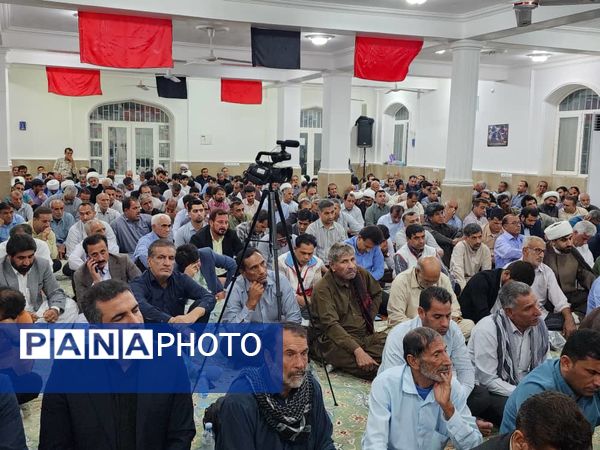 همایش یاوران ولایت در شهرستان‌های جنوب کرمان 