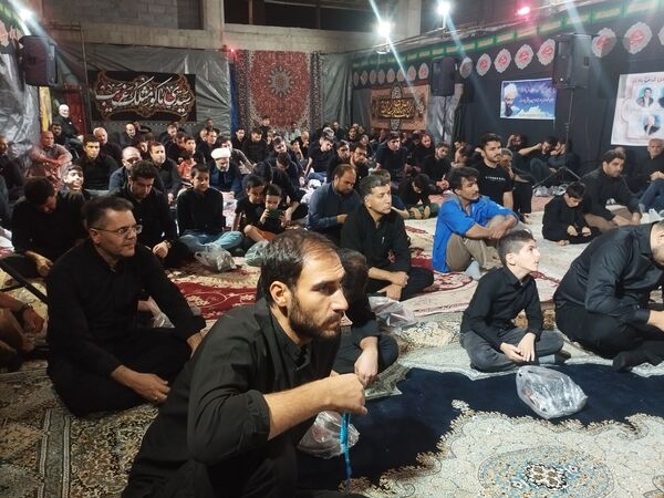 مراسم پرشور عزاداری شب تاسوعای حسینی در مسجد موسی‌ بن جعفر(ع) قروه