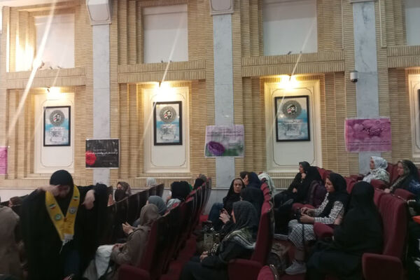  سمینار کوثر، دورهمی مادر دختری با رویکرد تقویت عزت نفس 