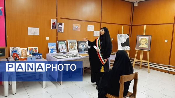 زنگ انقلاب در دبیرستان شاهد عصمت ناحیه ۳ کرج 