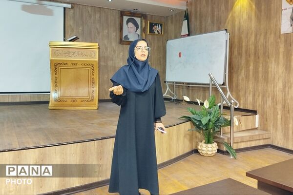 همایش همیاران مشاور با موضوع هدایت تحصیلی