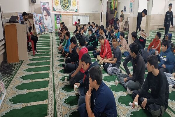پاسخ به سوالات دانش‌آموزان در رابطه با عملیات وعده صادق