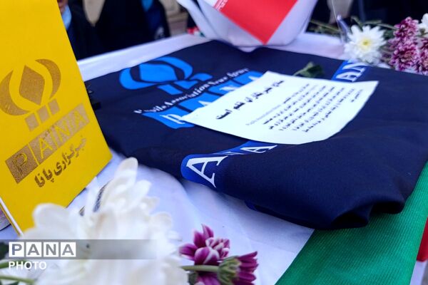 معلم،معمار آینده کشور است
