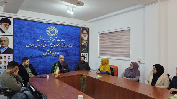 نشست صمیمی رحمت الله رضایی با اعضای سازمان دانش‌آموزی استان گلستان