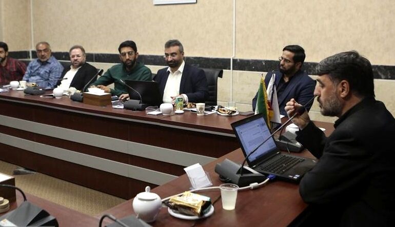 رونمایی از دستیار هوش مصنوعی «نکته» در قم

