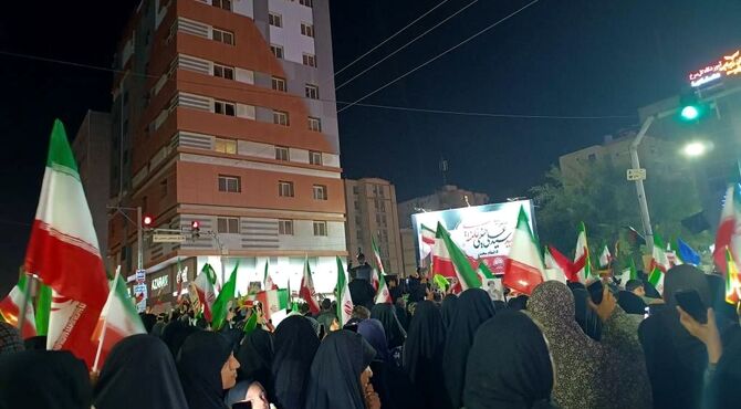 حضور پرشکوه مردم بندرعباس در خون‌خواهی رهبر شهید و تجدید پیمان با آرمان‌های انقلاب