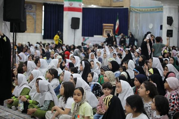 جشن دهه کرامت در مصلی باقرشهر 