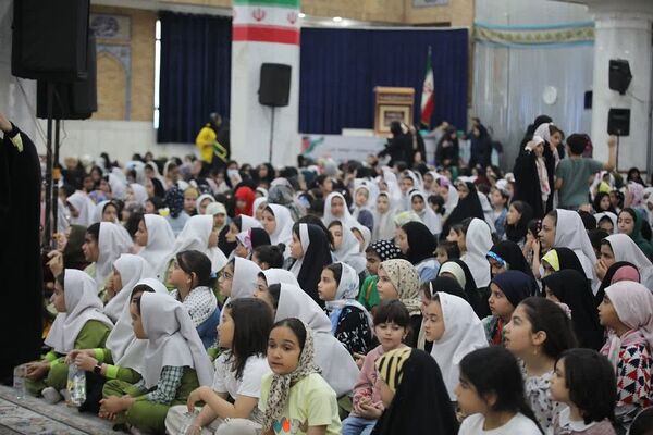 جشن دهه کرامت در مصلی باقرشهر 