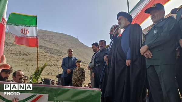 تشییع باشکوه سرباز شهید کاج   