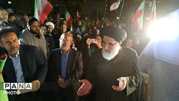 موج وحدت، ایمان و بصیرت در خیابان‌های کرج