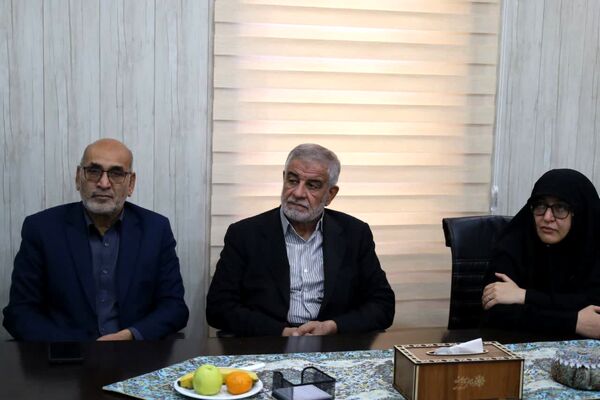افتتاح زمین چمن دبیرستان دوره اول استعدادهای درخشان شهیدان مزیدی 