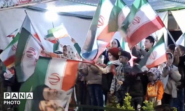 اجتماع عظیم مردمی در لحظات تحویل سال در شهرستان تربت جام