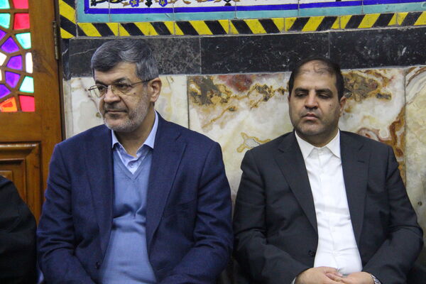 گرامیداشت حماسه ۹ دی در مسجد حظیره یزد