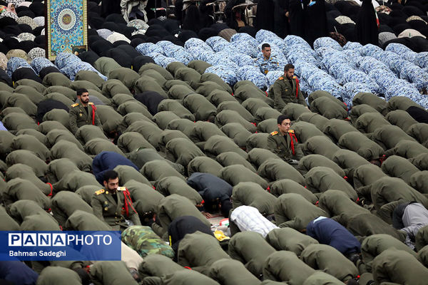 نماز جمعه تهران - ۱۲ بهمن