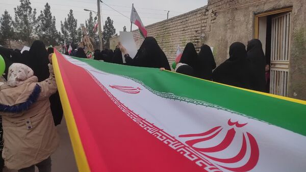 راهپیمایی 22 بهمن در روستای صرم قم