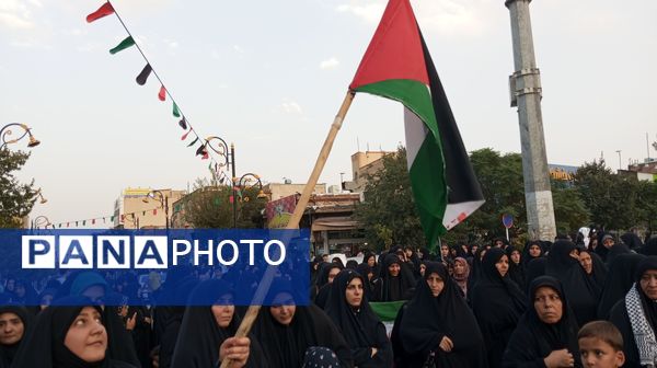 تجمع حضور شهروندان ساوجی در پی شهادت مظلومانه شهید اسماعیل هنیه