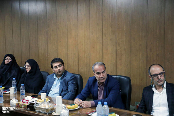 تجلیل از استان‌های پیشتاز در آموزش مهارت‌های رقومی دانش آموزان