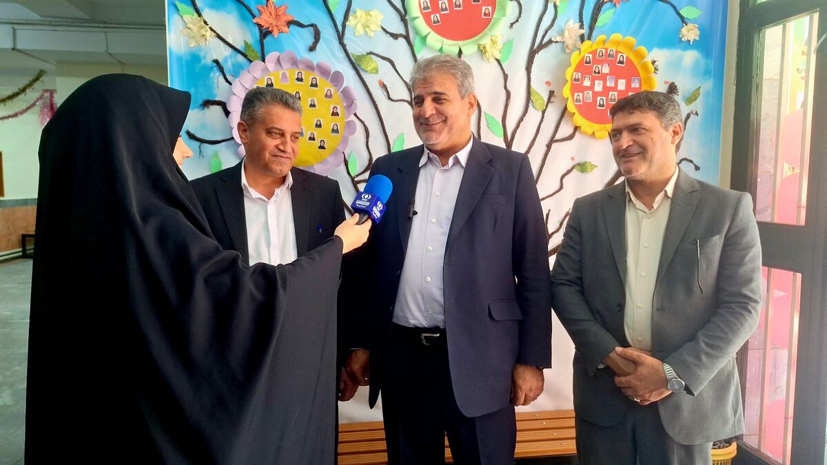 آموزش و پرورش میدان صیانت از آینده ایران است