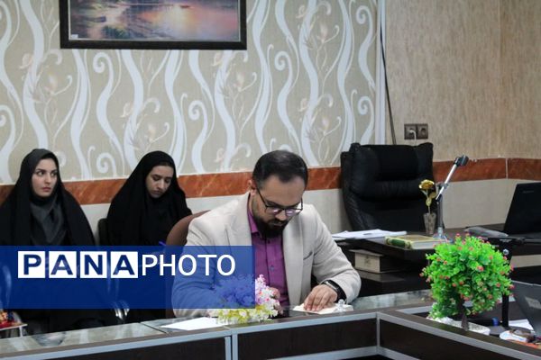 نشست مدیران مجری طرح نماد ناحیه یک یزد