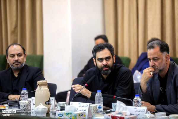 دیدار صمیمی وزیر آموزش و پرورش با اعضای کمیسیون فرهنگی مجلس شورای اسلامی