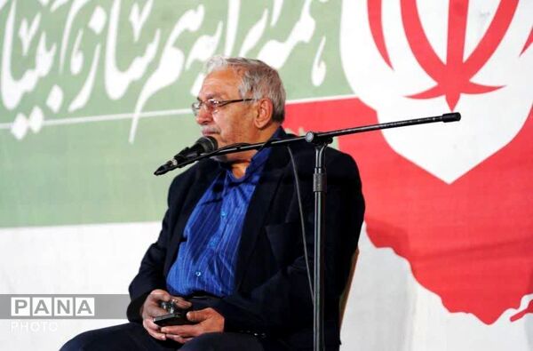 پژواک همبستگی در حریم دانش