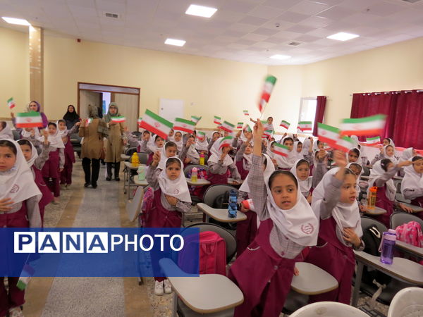 جشن الفبا در مدرسه دخترانه امام خمینی(ره) بجنورد