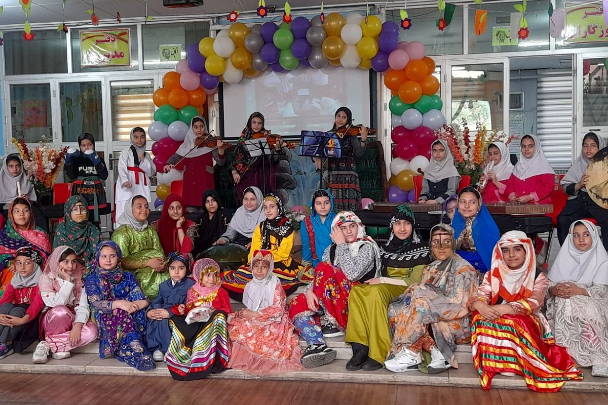 جشنواره «جابر‌ابن‌حیان» در دبستان راهیان نور ناحیه دو شهرری 