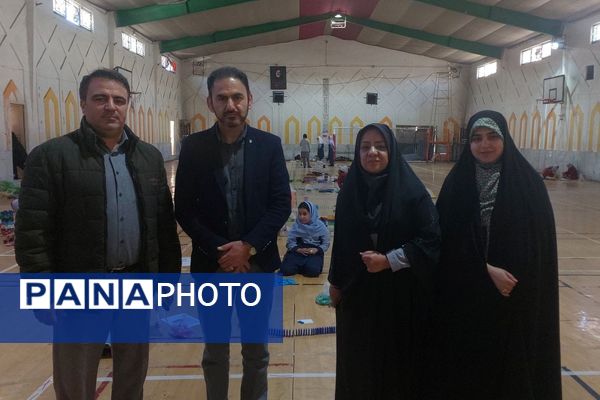 مسابقه دومینو دانش‌آموزان دختر مقاطع ابتدایی و متوسطه ناحیه سه شیراز 