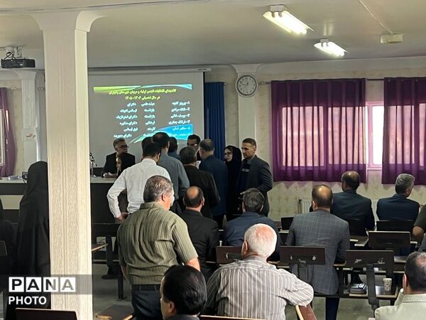 برگزاری انتخابات انجمن اولیا و مربیان در مدرسه وابسته به دانشگاه زانیاران کردستان
