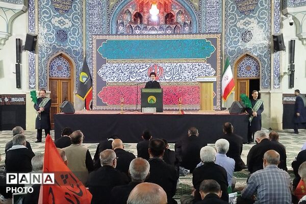 مراسم گرامیداشت رهبر شهید انقلاب اسلامی در حرم مطهر حضرت عبدالعظیم حسنی (ع) شهرری