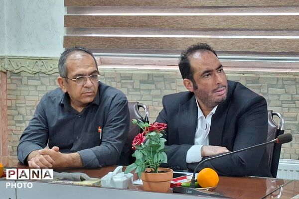 قدردانی از مربیان و مدیران منتخب طرح‌های آموزشی کودکستان‌های شهرستان قرچک