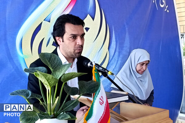 آیین زنگ سپاس معلم در هنرستان نور هل اتی حصار گرمخان