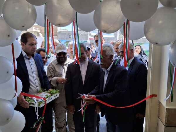 آیین افتتاح مدرسه شش کلاسه مرحوم کاووسی شهرستان خلیل‌آباد 