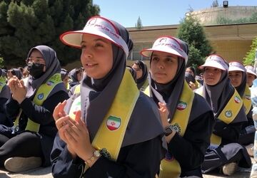 بازدید بازرس سازمان دانش‌آموزی کشور از مدارس تشکیلاتی ناحیه ۵ مشهد