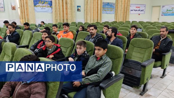 دومین روز از اردوی تمشک در شهرستان خمین 