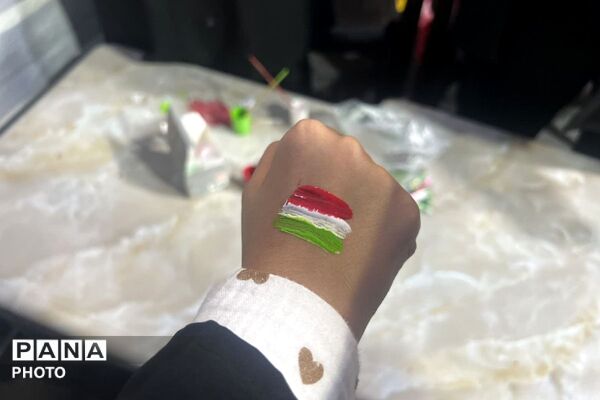 حماسه آفرینی فرهنگیان و نوجوانان ملاردی در  جشن غدیر