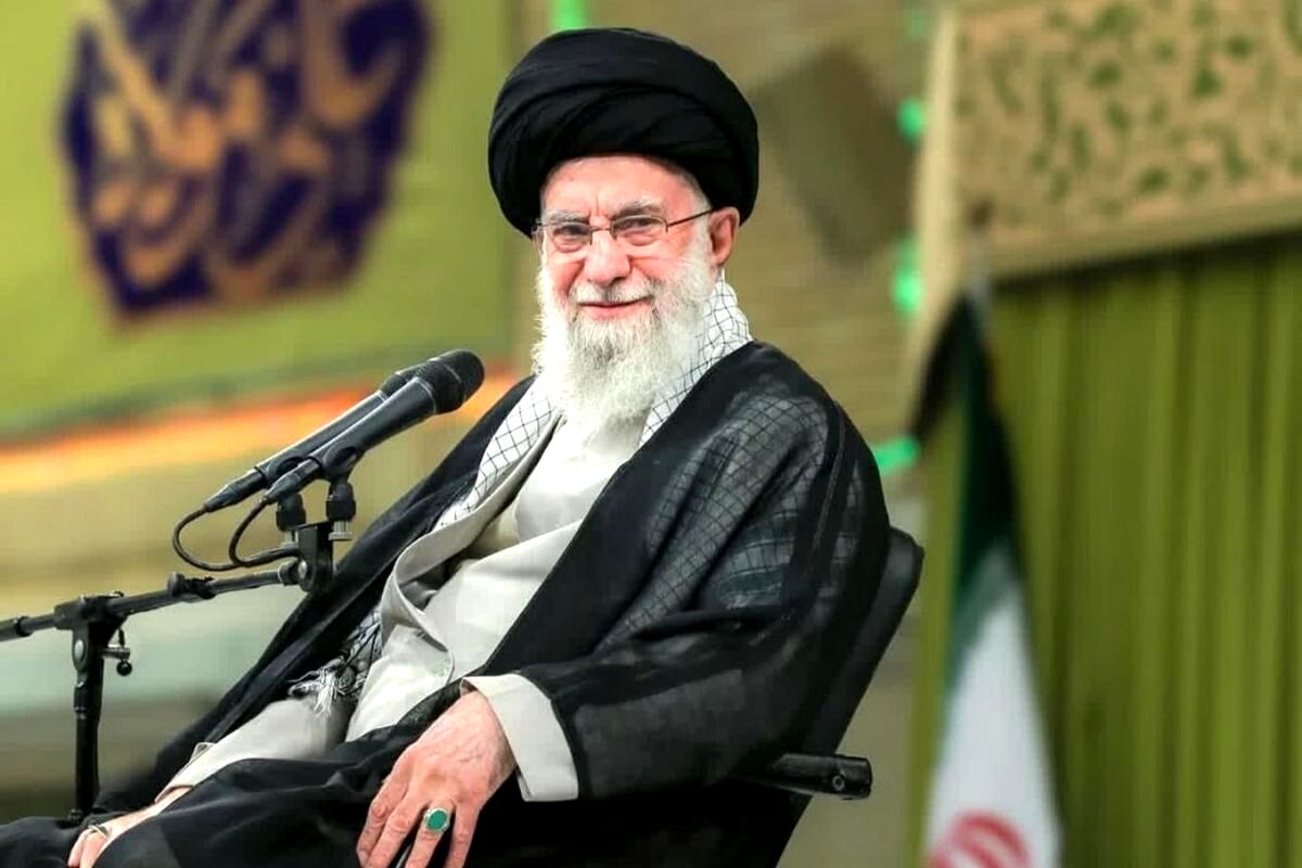 خورشید غروب کرد، اما روشنایی‌اش ماند